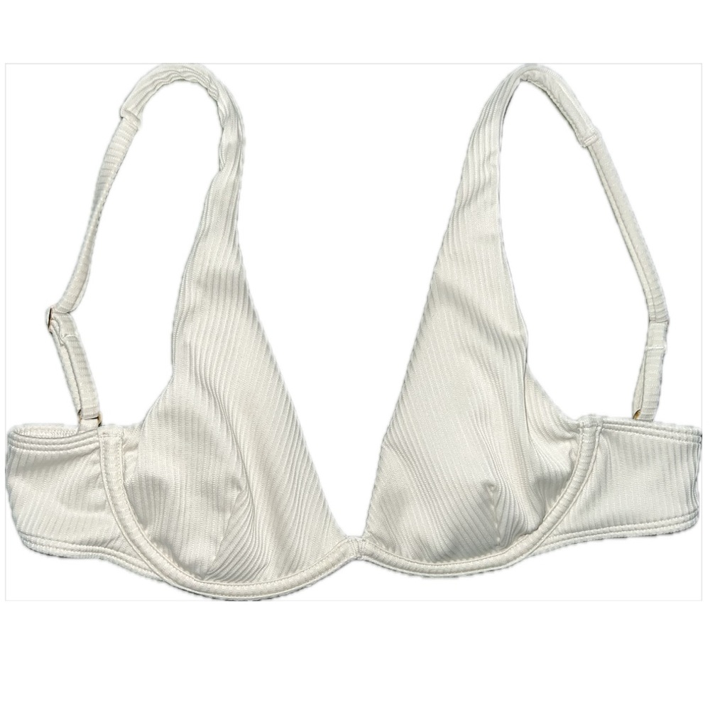 NWOT 🐚 HOLLISTER Women’s Swim Bikini Top; Size X-Small